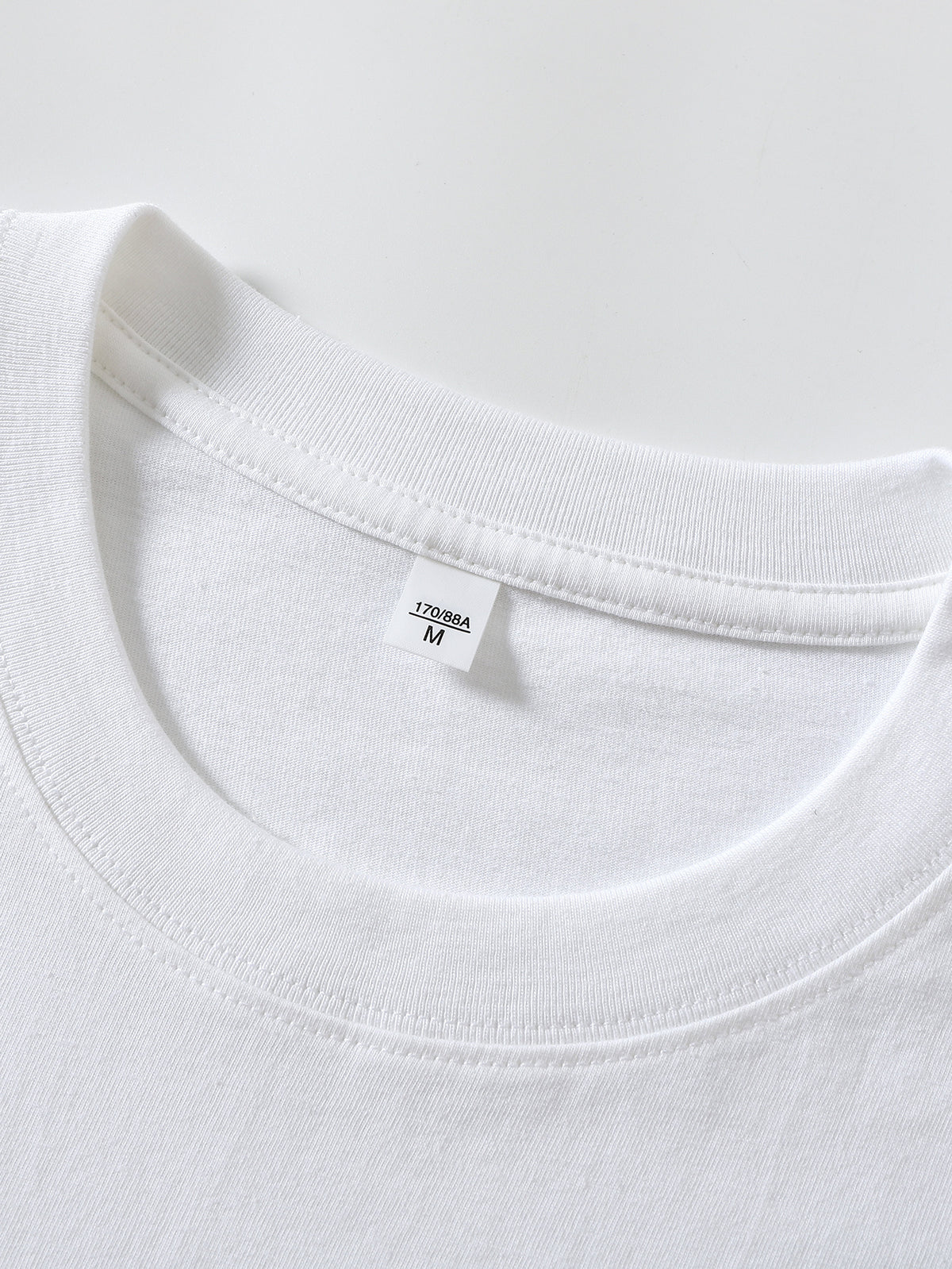 [Warner Authorized] 100% Cotton, Superman Blue Silvery Metal Spring/summer/autumn/winter Men's and Women's Short Sleeved T-shirt, Round Neck Comfortable Top, Soft and Comfortable Fabric, Perfect for Home, Sports, Outdoor, Casual and Daily Wear - White