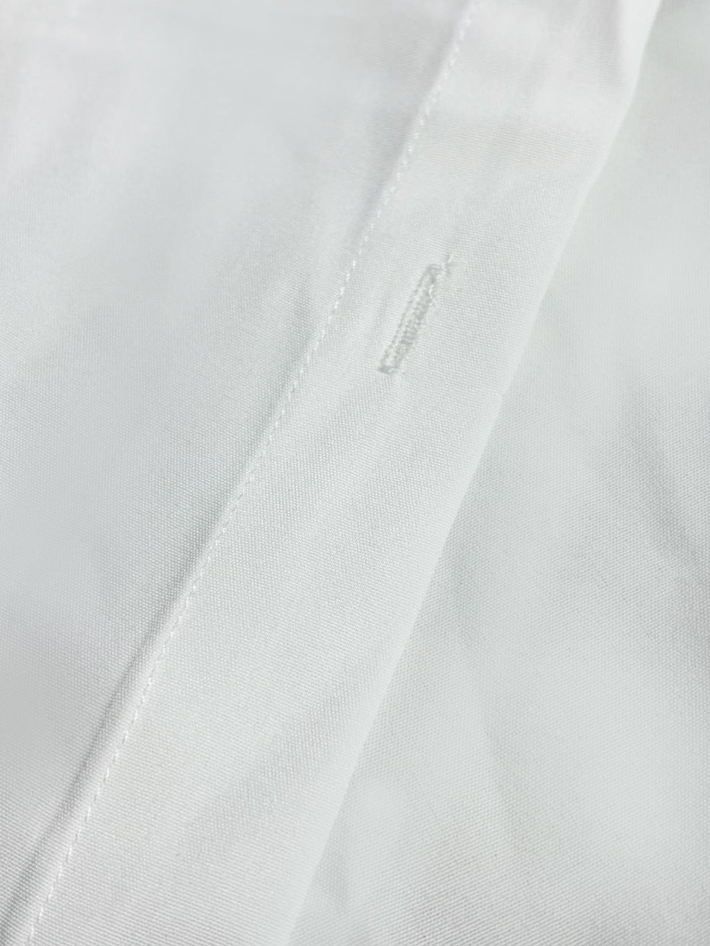 1pc Fashionable Long-Sleeve Shirt, Simple Design Showcasing Elegant Style, Printed New Y2K Style, Women's Temperamental Commuting and Vacation Wear, Casual Commuting Fashionable Versatile Long Shirt - White