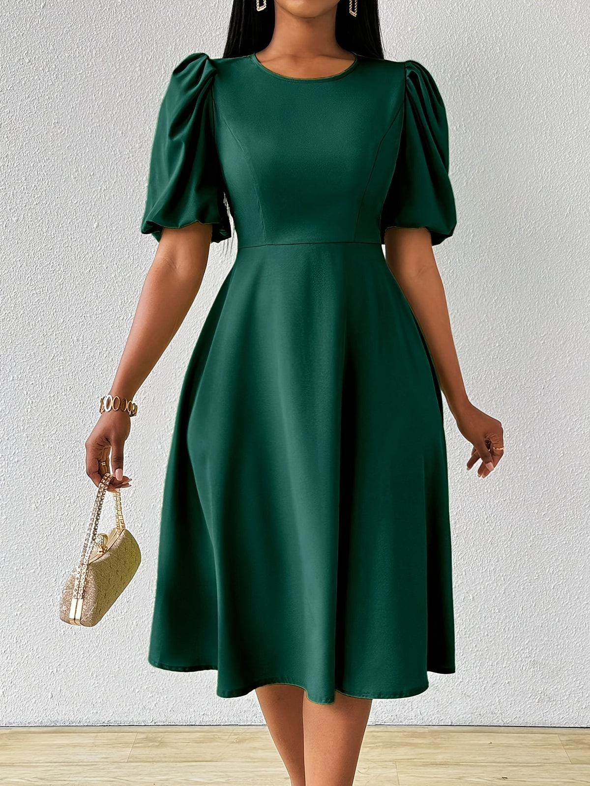 Solid Color Princess Sleeve Dress with Round Neck, Short Sleeves, and Waist Cinching, Suitable for Vacations, Ceremonies, Garden Parties, Graduation Season, Concerts, Weddings, and as a Bridesmaid Dress for Women - Dark Green