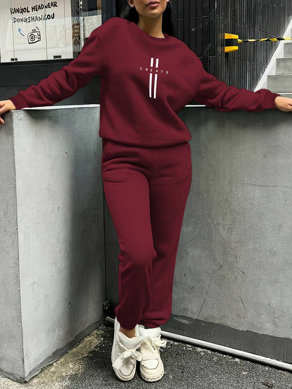 Women'S Autumn Winter Two-Piece Set, Easy Pattern Sweatshirt And Jogger Pants - Burgundy