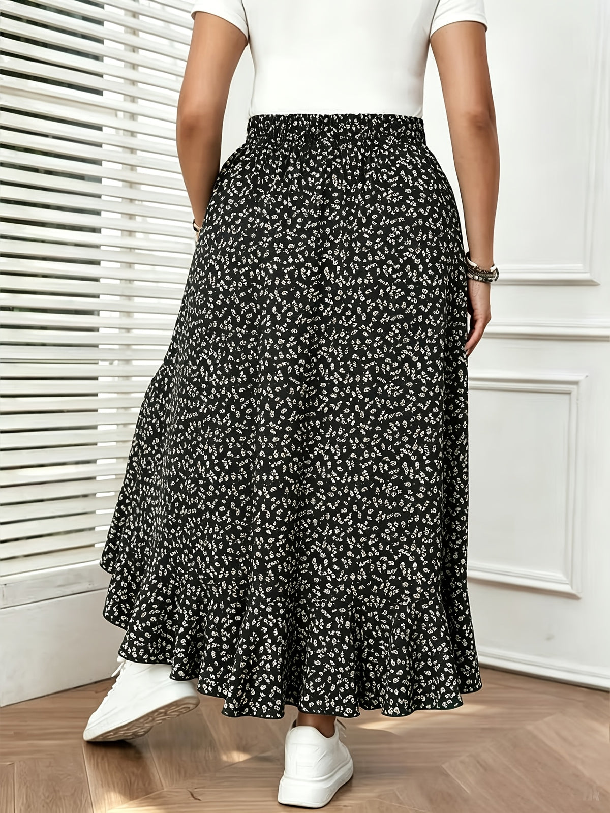 French-Style Floral Print Flowy Half-Skirt, High-Waisted Irregular Ruffle Hem Maxi Skirt - Black small floral