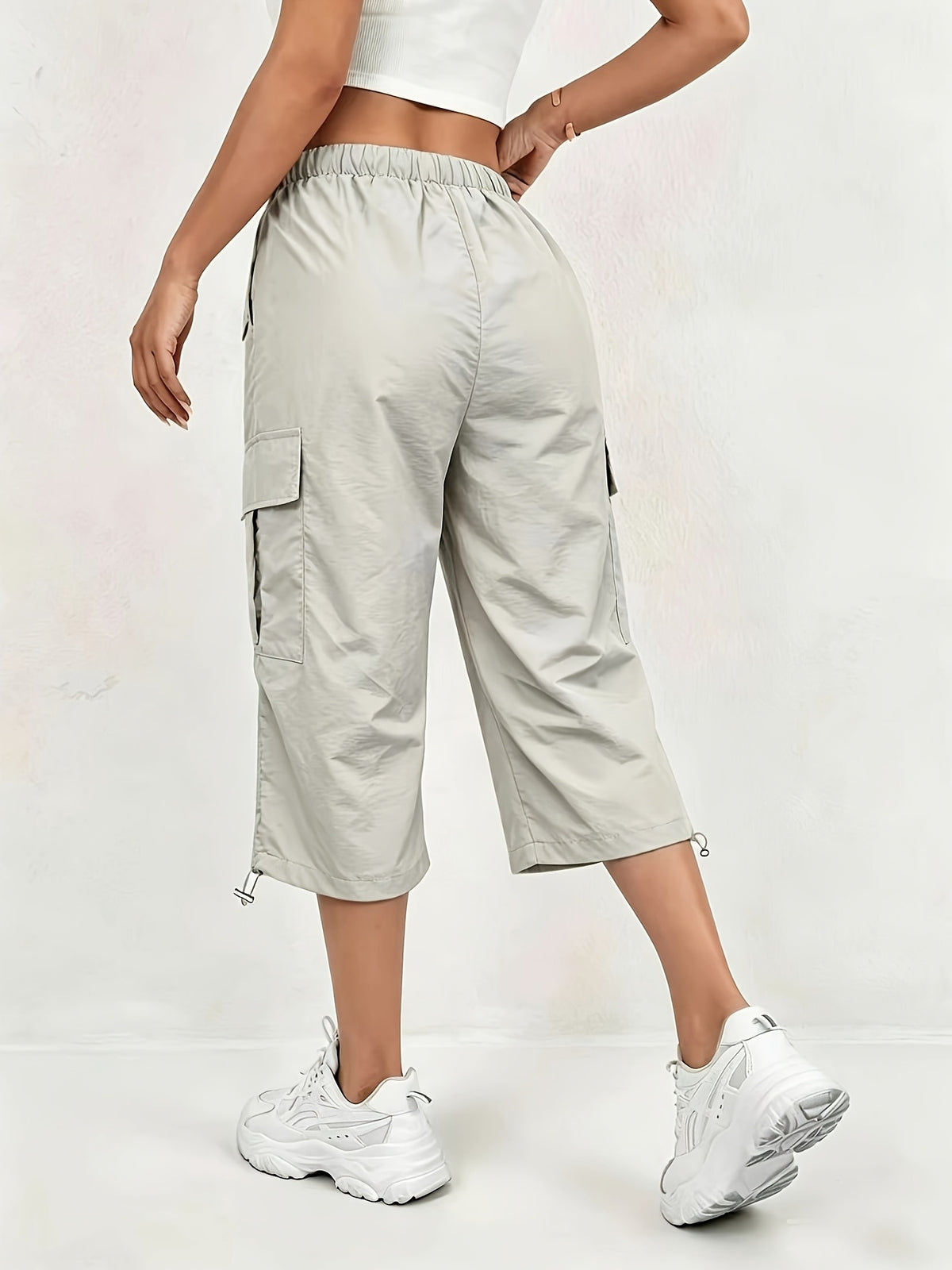 Women's Solid Color Pants with Elastic Waist & Multi-Pocket - Lightweight Quick-Dry Cropped Capri Length Trousers, Loose-Fit Suitable for Casual Outdoor, Office, Casual Attire, Machine Washable (No) - Khaki