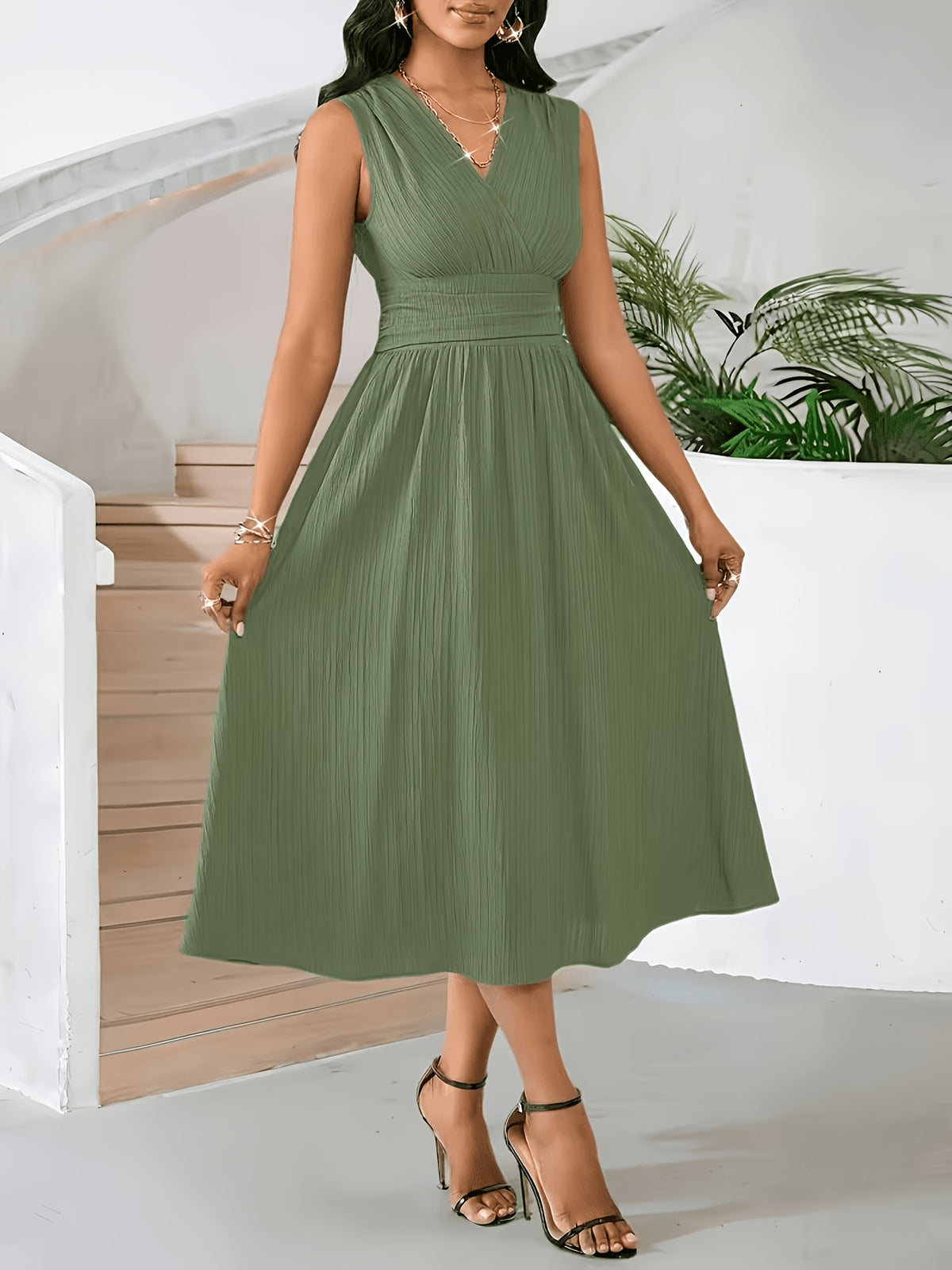 Women's Solid Color Dress - fern green