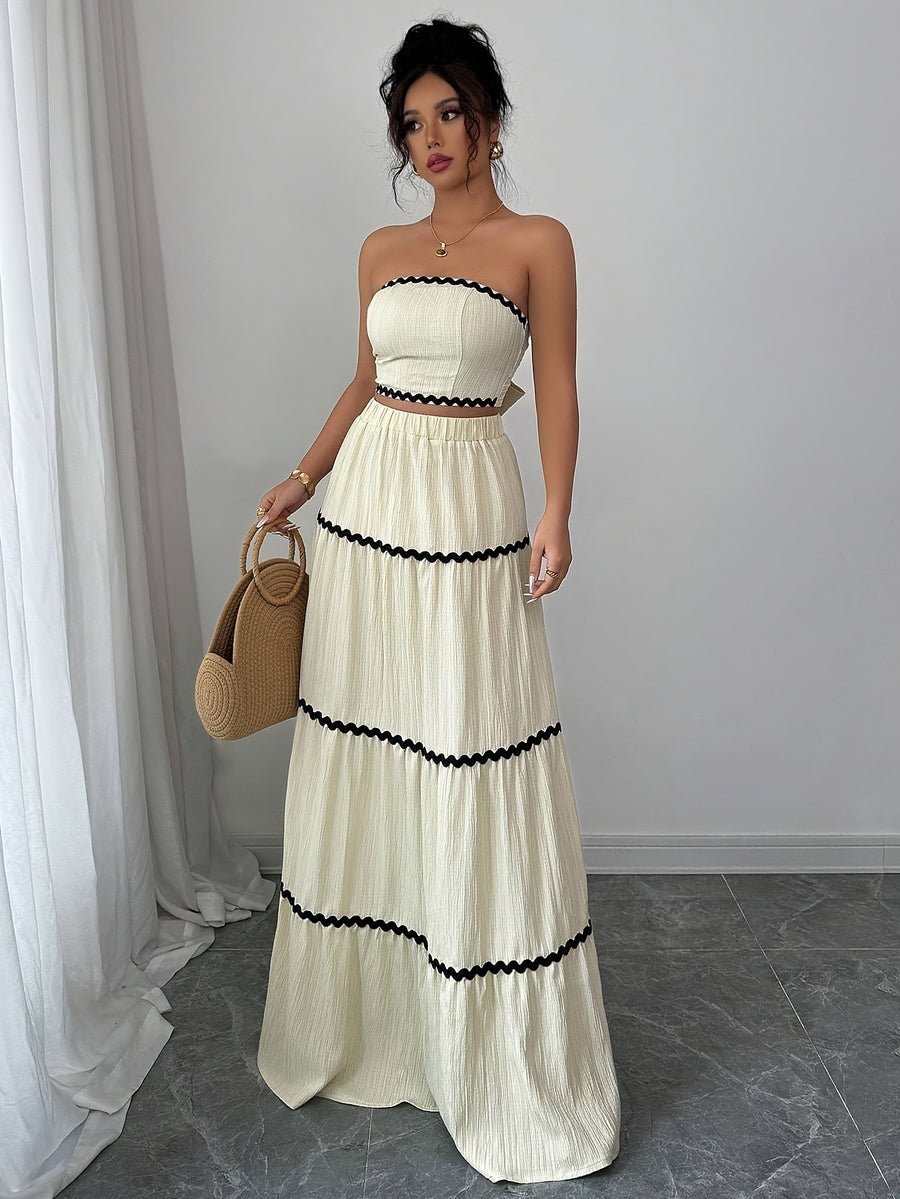 Two-piece Women's elegant cropped top and skirt set - Apricot