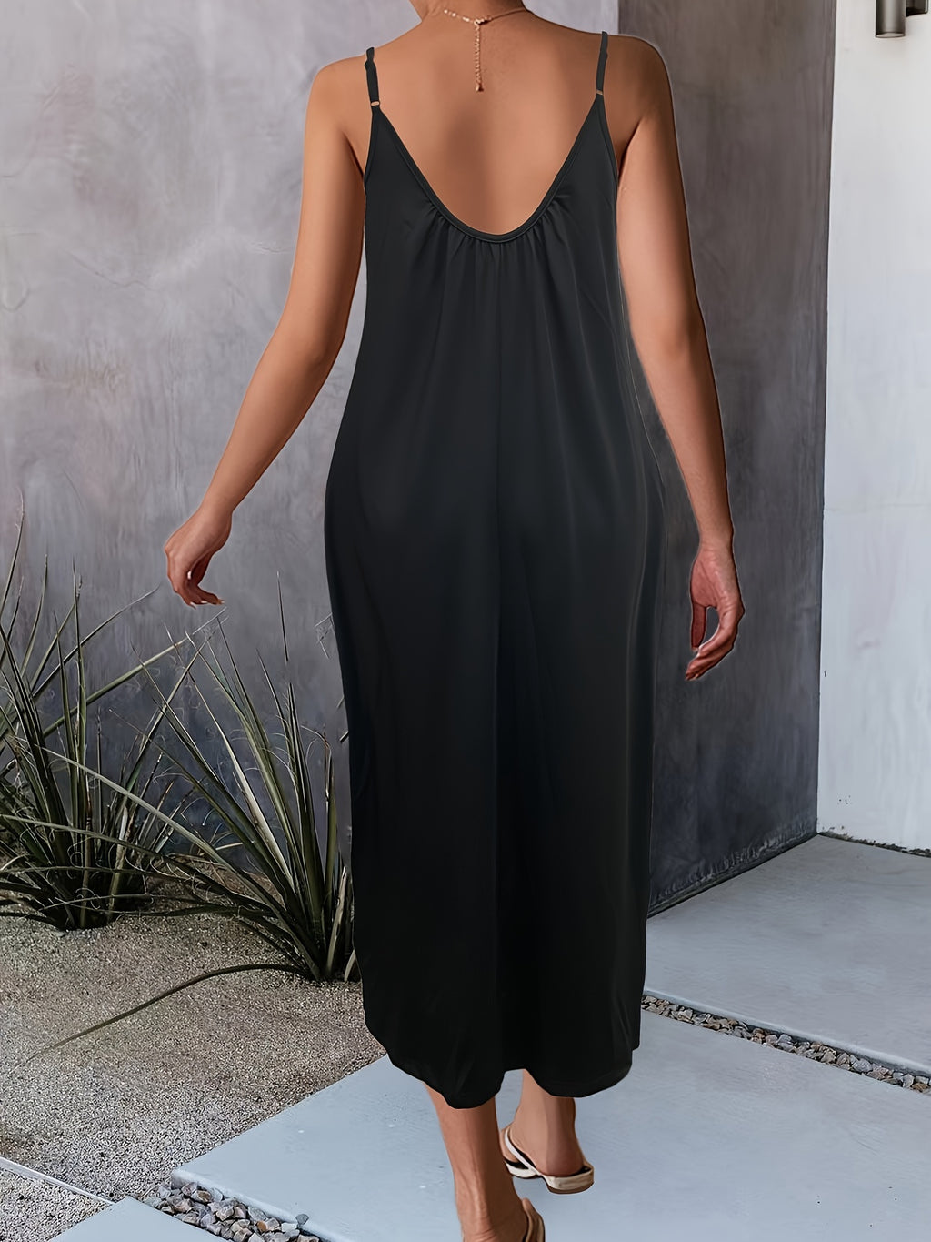 Solid Pockets Loose Spaghetti Dress, Versatile Maxi Cami Dress For Summer, Women's Clothing - Black