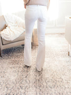 1pc Women Mid Rise Solid White Slim Flare Jeans, Stretch Comfort Denim, Minimalist Solid Flared Fit, Elegant Daily & Office Style, Versatile All-Season Pants for Mature Ladies - White