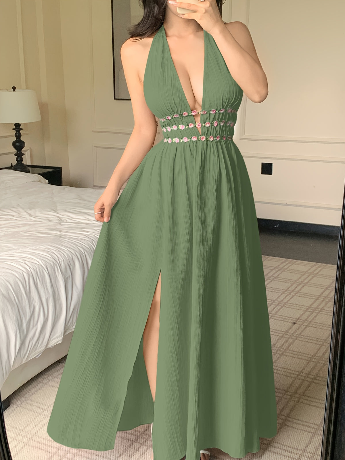 2026 Summer New Bohemian Embroidered Backless Dress, V-Neck Halter Skirt with Flared Hem, French Retro Socialite Vacation Style Long Dress - Military Green