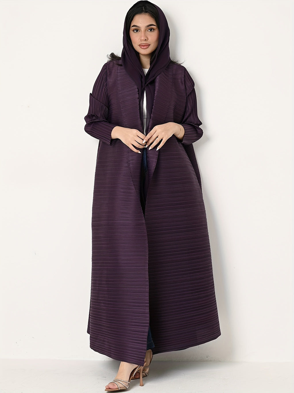 Middle Eastern Women's Clothing: Three-Yard Pleat Muslim Robe, Solid Color Cardigan Outerwear Cape - Deep Purple