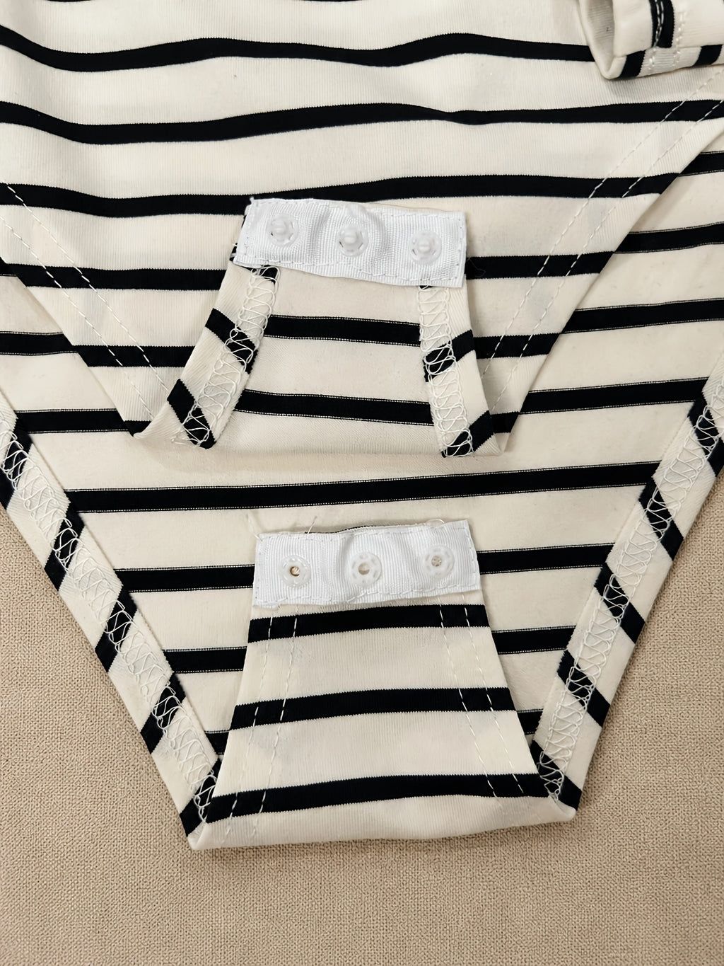 Autumn/Winter French-Style Off-the-Shoulder Striped Long-Sleeve Bodysuit for Women, Off-Shoulder Inner Wear Bodysuit Top, Figure-Hugging Ribbed Base Layer Shirt - Stripe