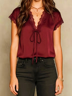 Women'S Solid Color Sweet Satin Lace Patchwork V-Neck Tie Loose Fit And Vacation Style Top, Lace Patchwork Tie Sleeveless Solid Color V-Neck Top, Suitable for Beach, Dinner, Office, And Daily Wear - Burgundy