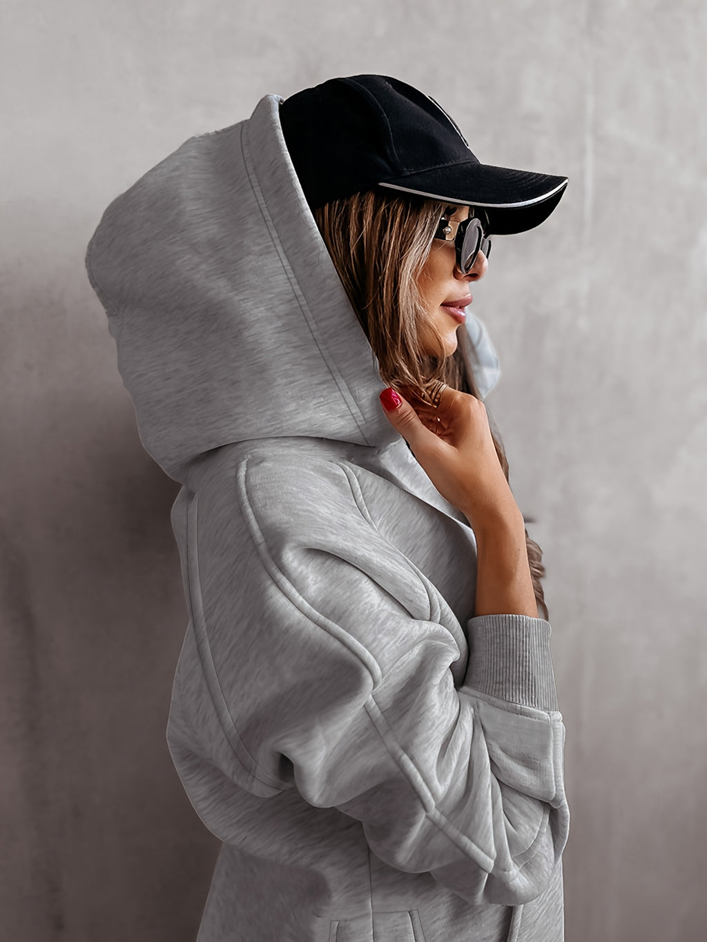 Solid Color Casual Hooded Sweatshirt - Light Grey