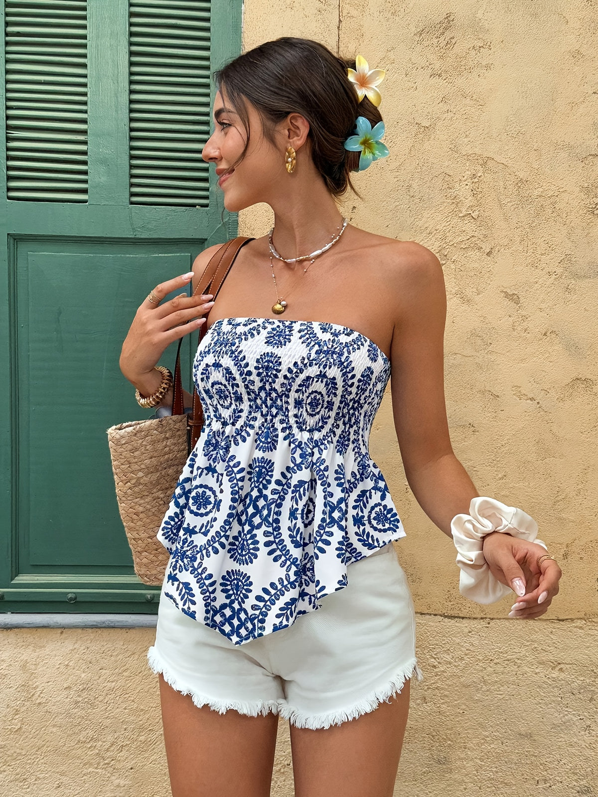 Women'S Elegant Sleeveless Top with Ruffle Hem - Blue & White Floral Print, V-Neck, Lightweight Polyester, Perfect for Vacation or Casual Outings, Vacation Clothing | Floral Print Top | Lightweight Fabric, Top For Women, Blouse With Marine Print, Blue - Mixed colors