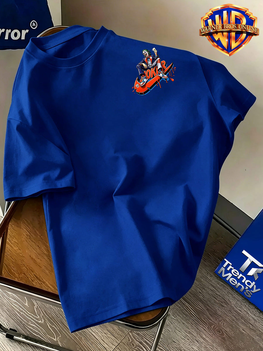 Warner Bros. Authentic Men's 100% Short-Sleeve T-Shirt, Trendy Hip-Hop Character Top, Featuring a Dominant Seated Figure Holding Playing Card Accessories, Adorned with Red-Orange Color-Block Dripping Enamel Paint Patterns, Exceptional Visual Impact - Royal Blue
