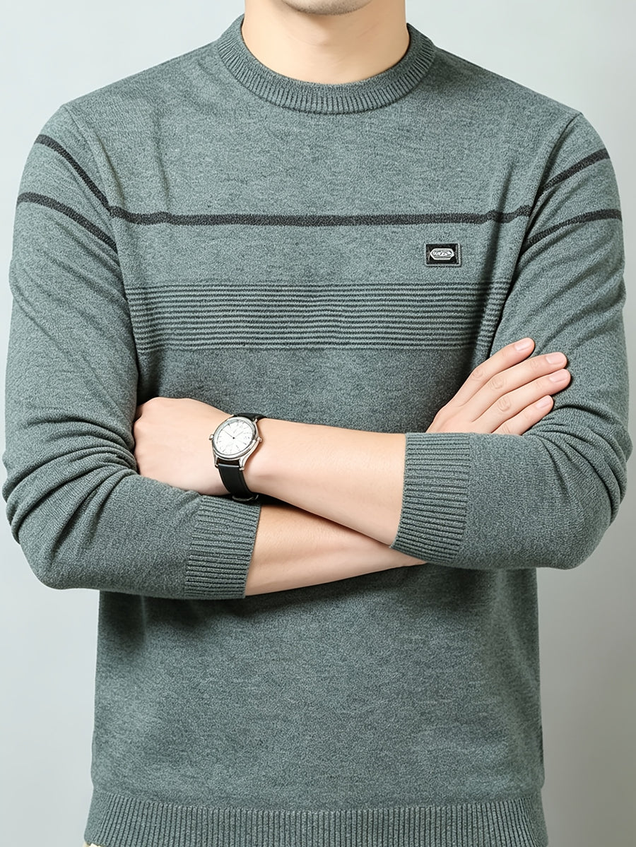 Men's Solid Gray Striped Crewneck Lightweight Knit Sweater, Featuring a Basic Crewneck Design, Ribbed Cuffs, and a Slim-fit Slightly Relaxed Silhouette. Suitable for Young Adults and Middle-aged Men, Ideal for Both Commuting and Daily Casual Wear - Green