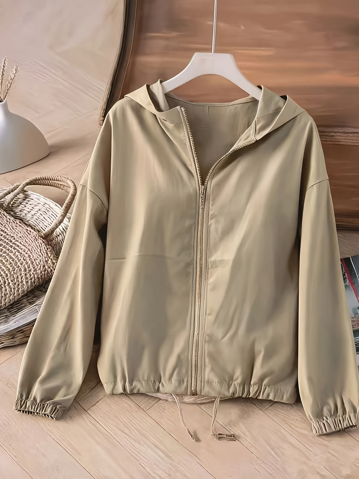 Casual and Comfortable Drawstring Adjustable Hem Zip-up Hooded Jacket, Versatile for Casual Attire - Khaki