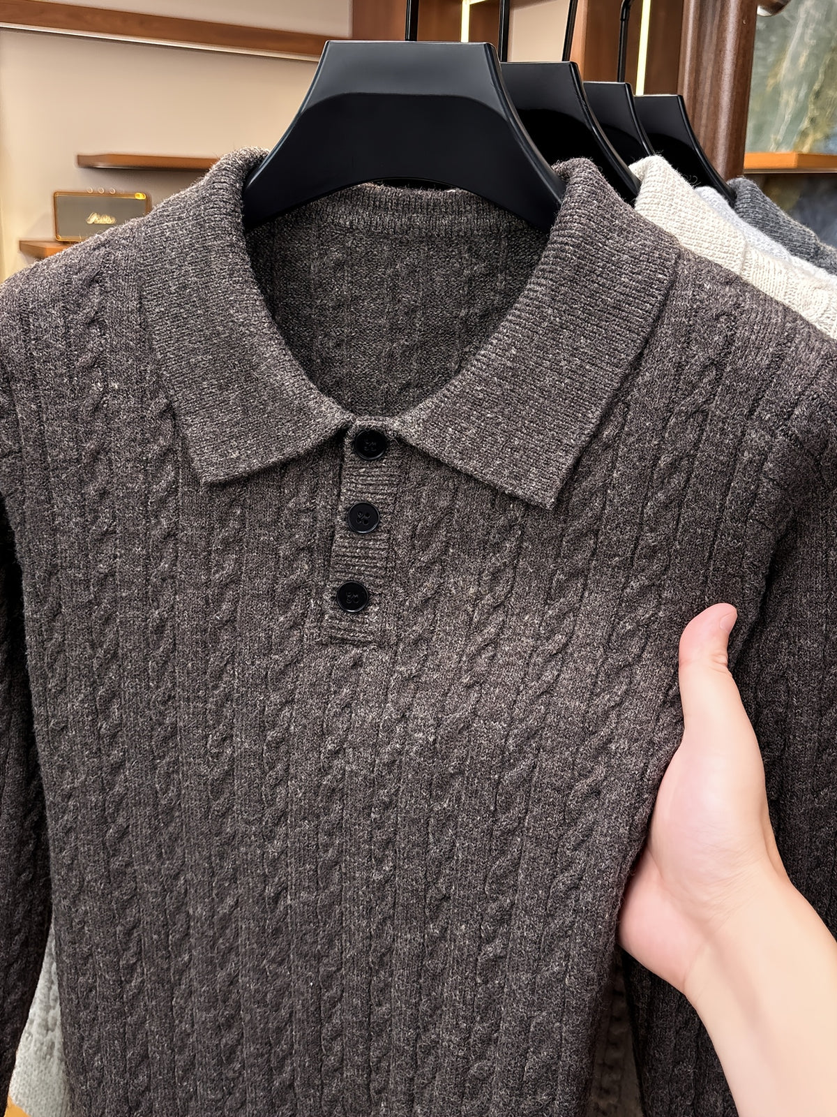 Men's Lapel-neck Autumn/winter Warm Sweater, Classic Cable Knit Texture with Soft, Skin-friendly Fabric, Casual and Fashionable Everyday Knitwear - Coffee Color