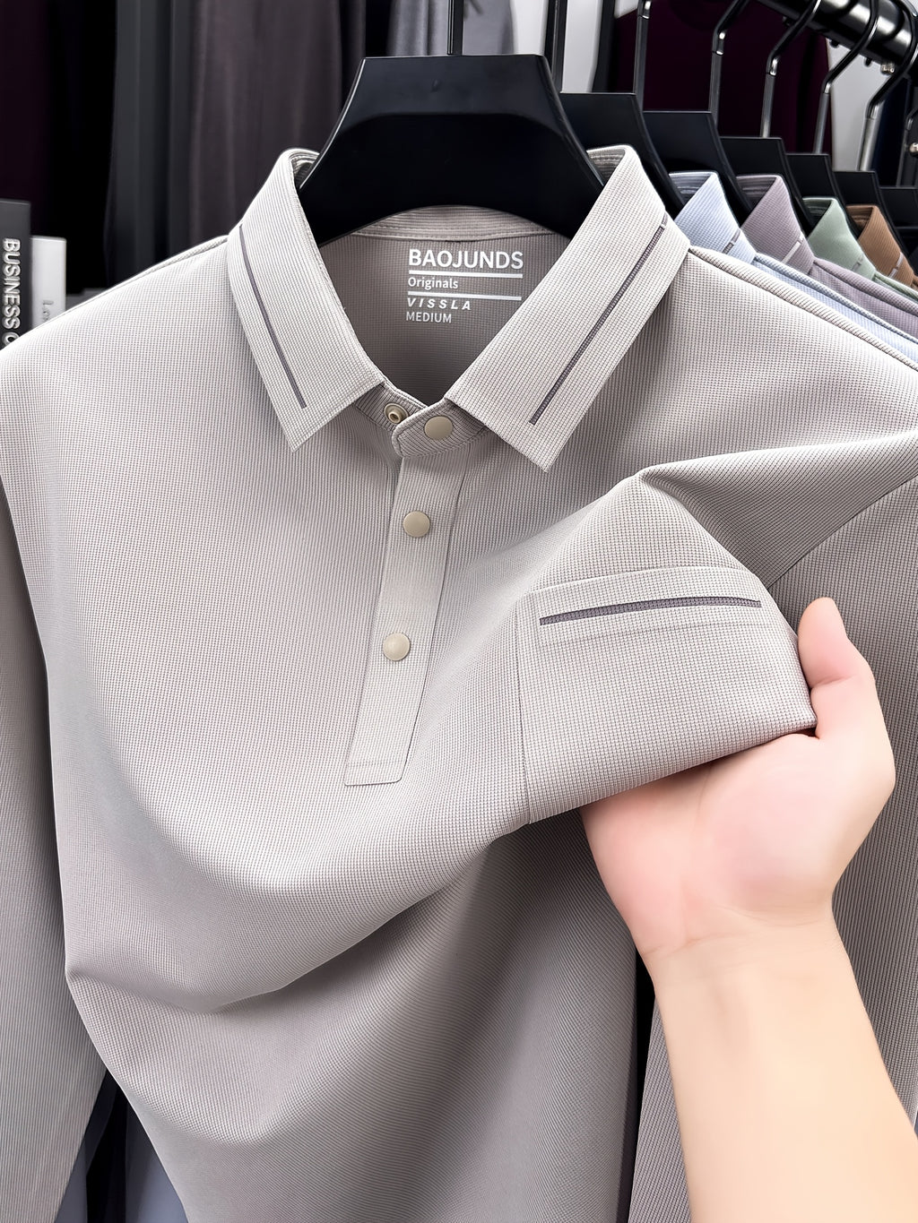 Autumn New Arrival Men's Fashion Long-Sleeve Polo Shirt, Versatile Casual Button- Lapel Seamless Men's Long-Sleeve Top, Suitable for Business Casual Outings, Dates, and Walks, an Essential Top for Casual Attire - Apricot
