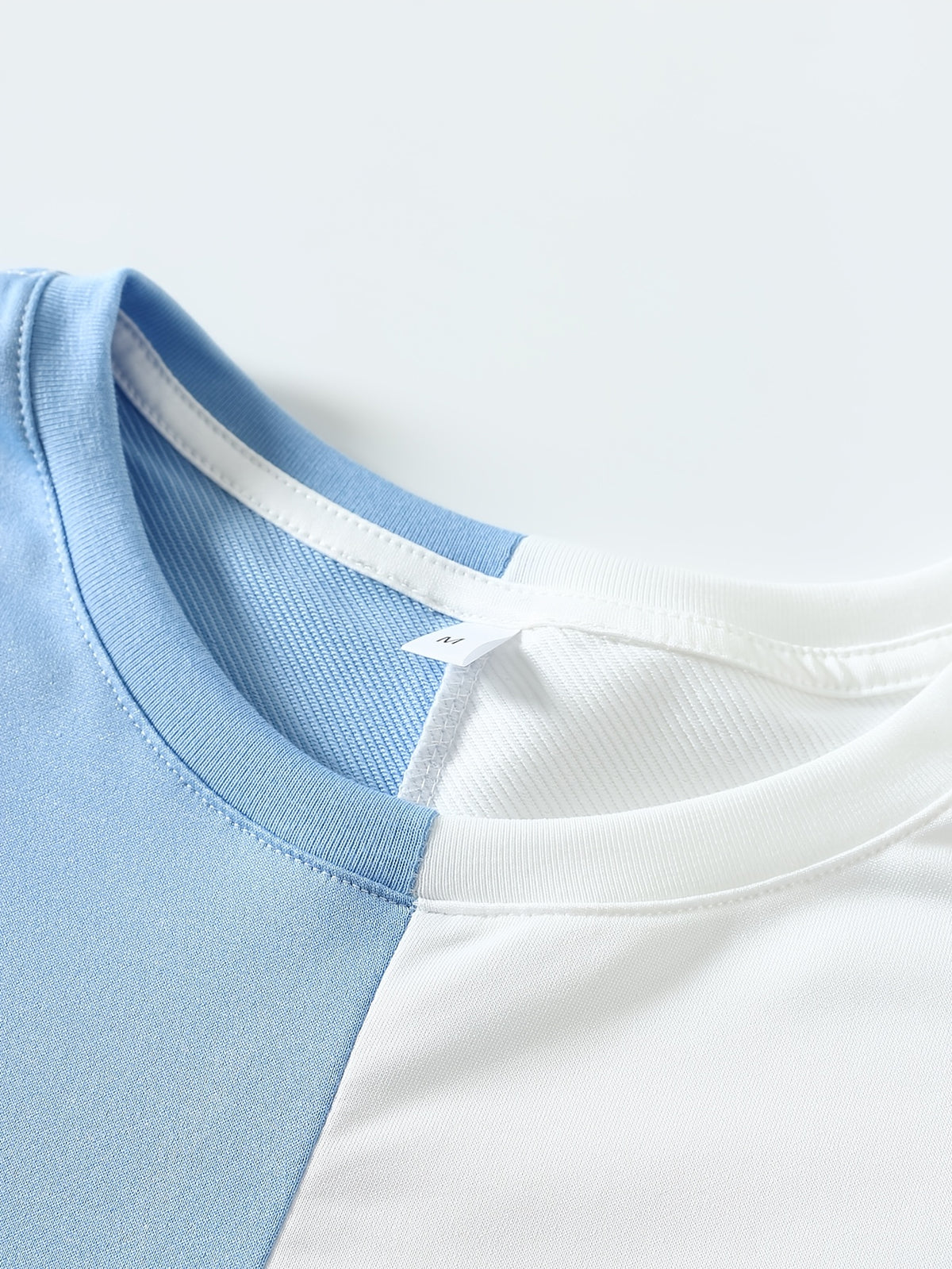 Men's Blue & White Contrast Short-Sleeve T-Shirt - Round Neck Loose Fit Casual Summer Top with Patchwork Color, Suitable for Daily Commuting, Outdoor Outings & Layering, Machine Washable Non- Shirt - Blue And White