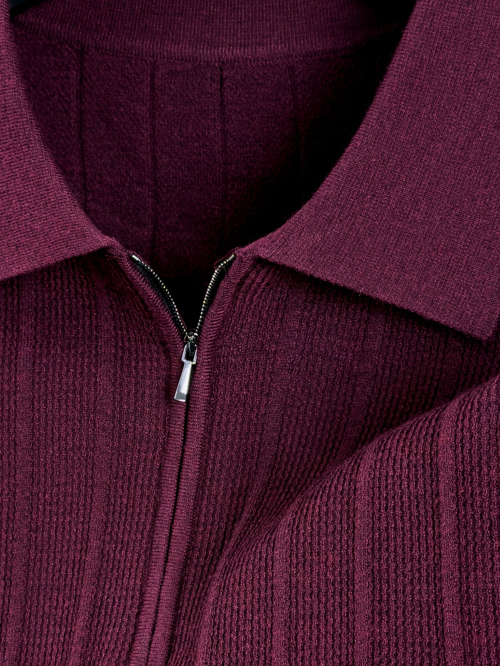 New Spring/Autumn Vertical Stripe Knit Polo Shirt for Men, Half-Zip Lapel Short Sleeve Light Luxury Stretch Casual Base Layer Top, Suitable for Daily Work Wear - Burgundy