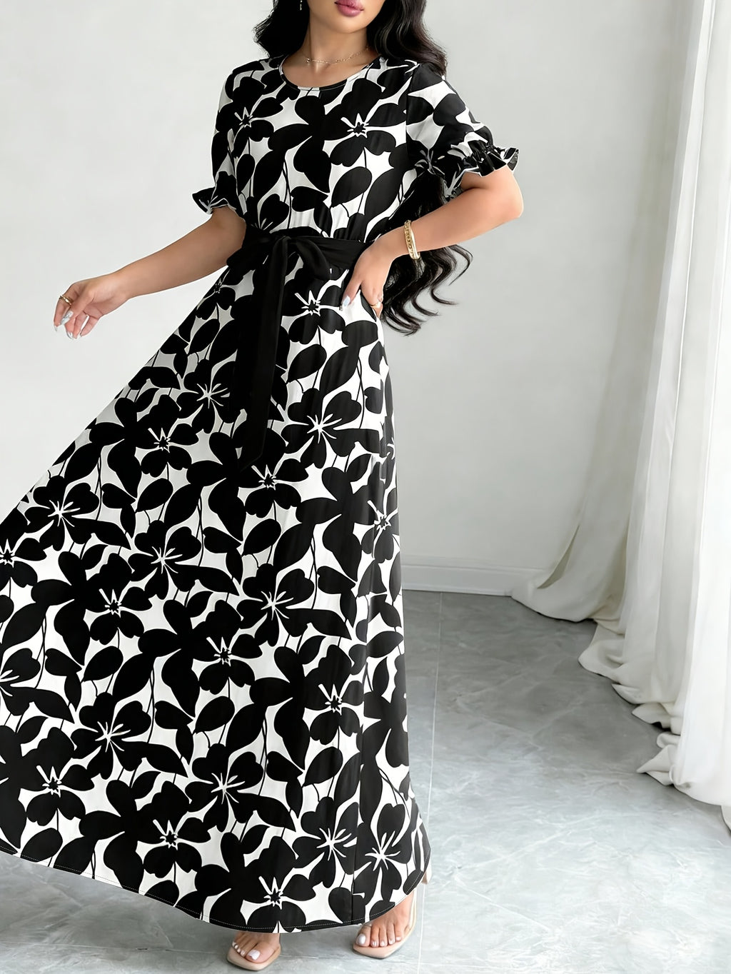 Women'S Printed Round Neck Casual Waist Dress - Black