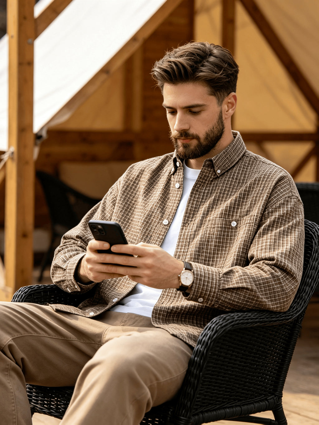 Men's Casual Long-Sleeve Shirt, Lightweight Spring/Autumn Fashion Lapel Shirt for Outdoor Daily Outings, Wrinkle-Free Men's Top - Brown