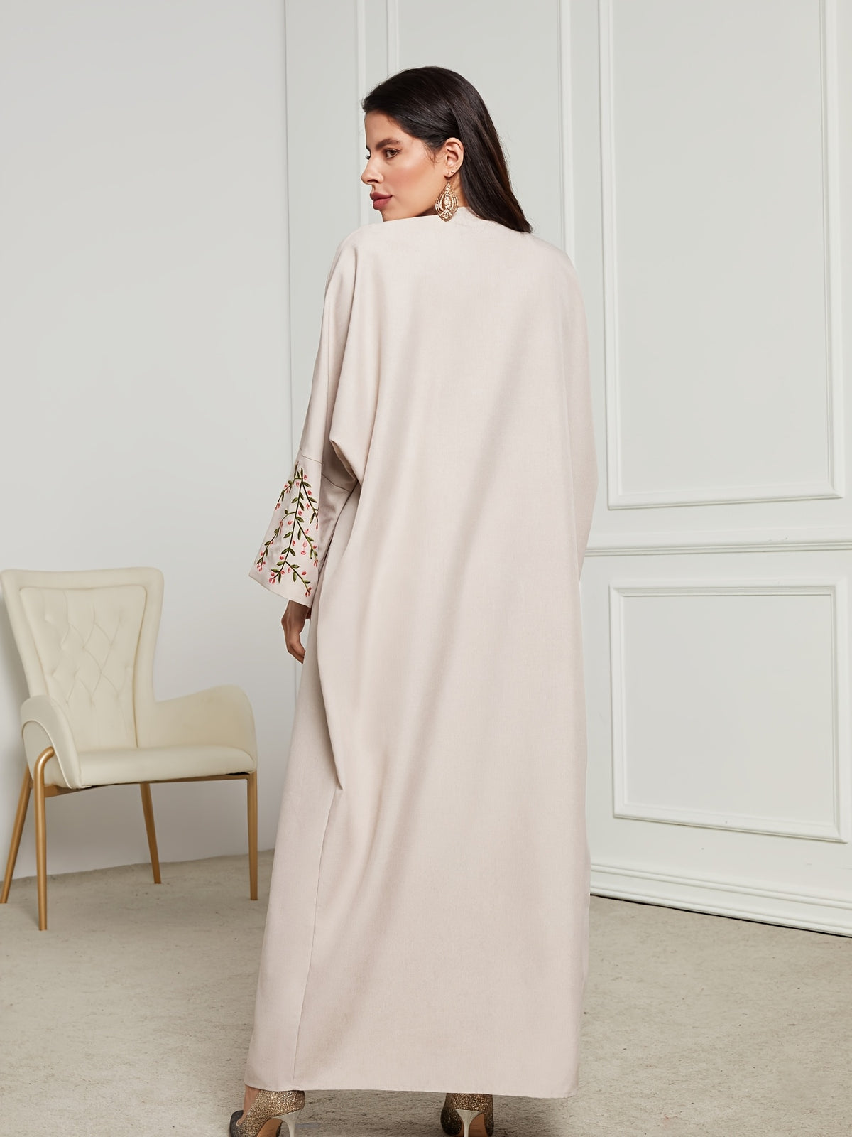 Muslim Middle Eastern Fashion Elegant Cardigan Robe - Beige
