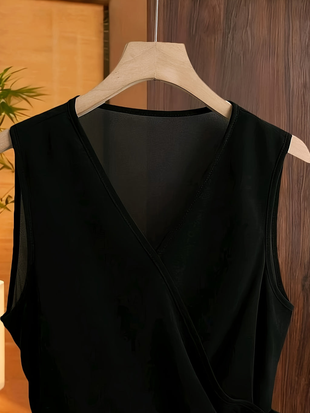 Elegant V-Neck Sleeveless Chiffon Waist-Cinching Bow Ruffled Hem Women'S Blouse - Black