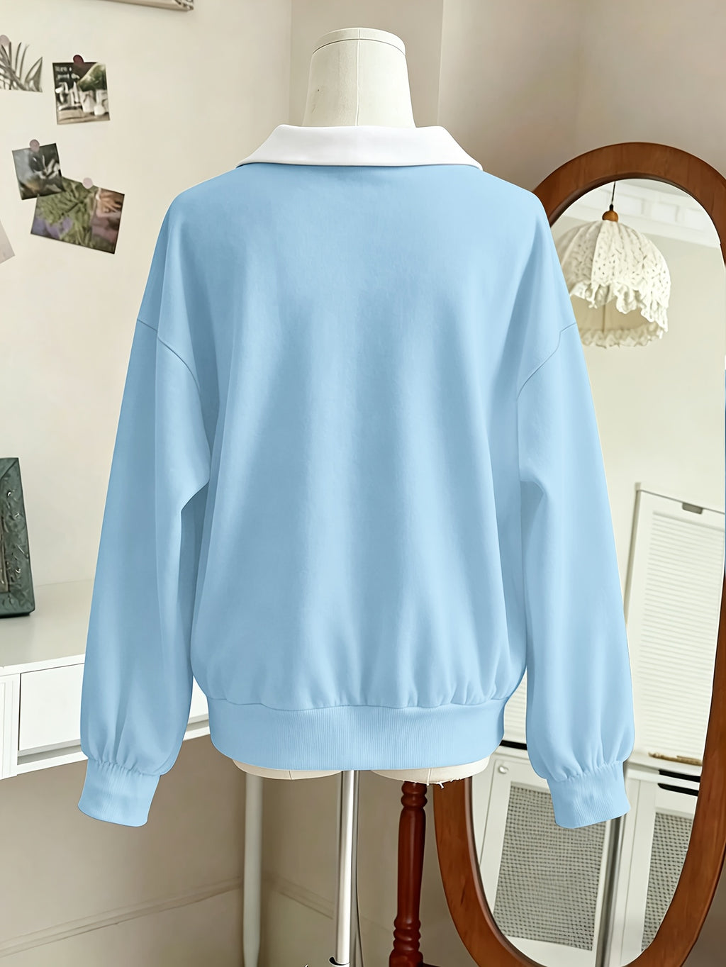Women's Graphic Print Contrast Collar Polo V Neck Long Sleeve Sweatshirt, Loose Soft Casual Fall Winter Daily Wear - Light Blue