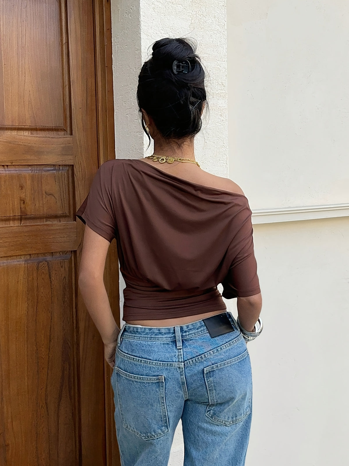 Gauze Off-Shoulder Short-Sleeve Top, Open-Shoulder One-Piece T-Shirt - Dark Brown