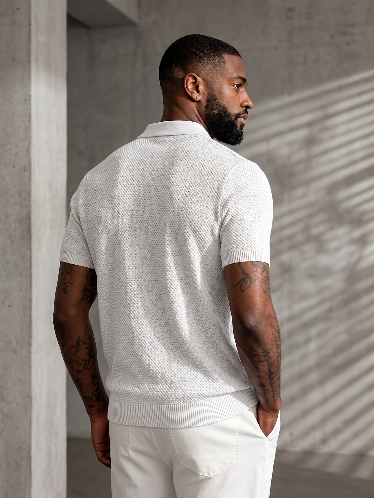 Men's Mature Business Style Knit Polo Shirt, 100% Pure Fabric, Breathable and Skin-friendly. Honeycomb Texture Jacquard Design, Simple Solid Color, Paired with a Three-button Lapel Collar, Clean Cut for a Flattering Fit. Suitable for Summer Commuting - White (White Buttons)