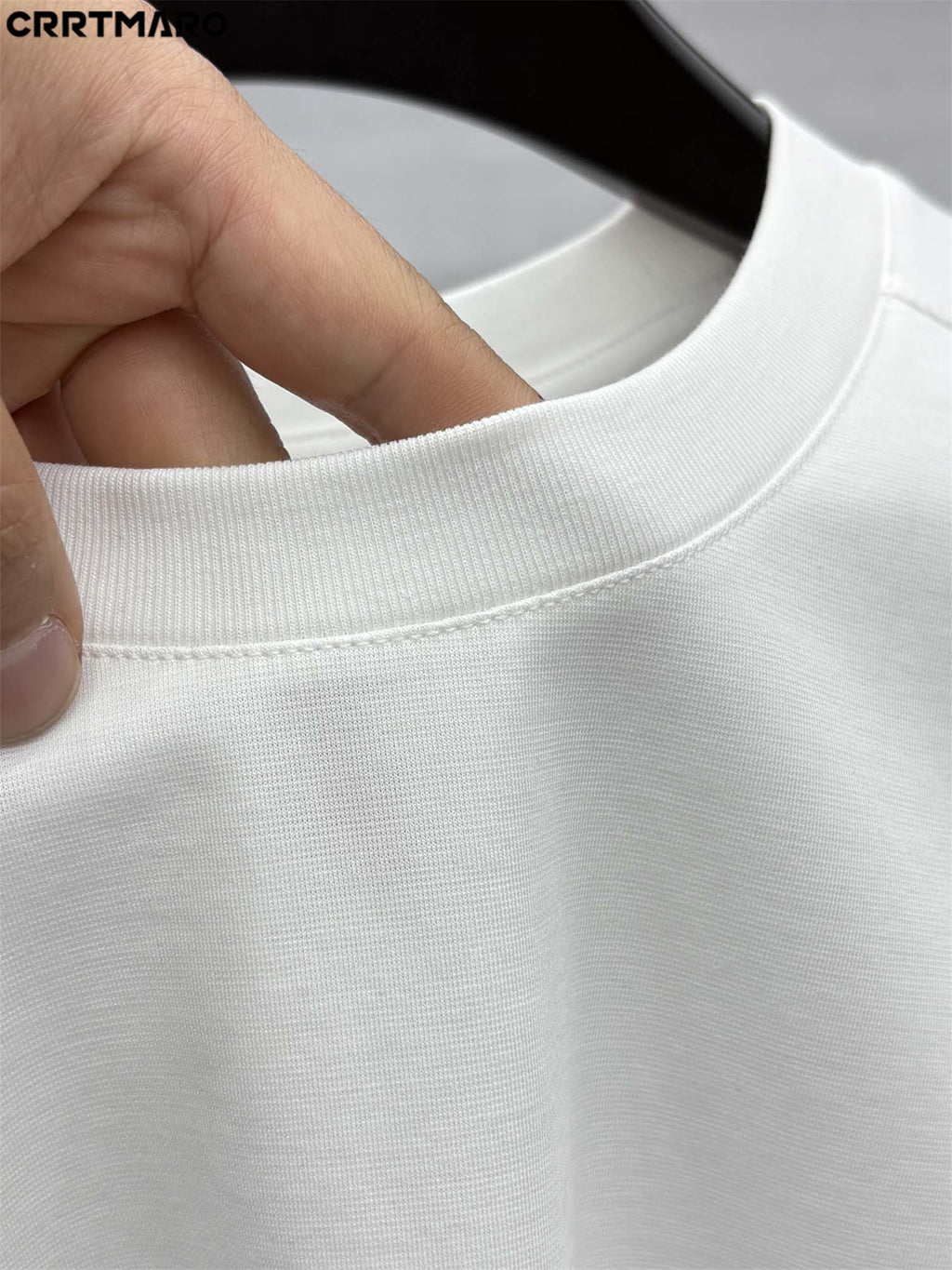 Katemar CRRTMARO New Summer Round Neck Ice Silky Fiber Fabric Quick-Dry Short Sleeve T-Shirt for Young Men, Loose Fit Casual Short Sleeve Top, Men's Apparel NKY - Black