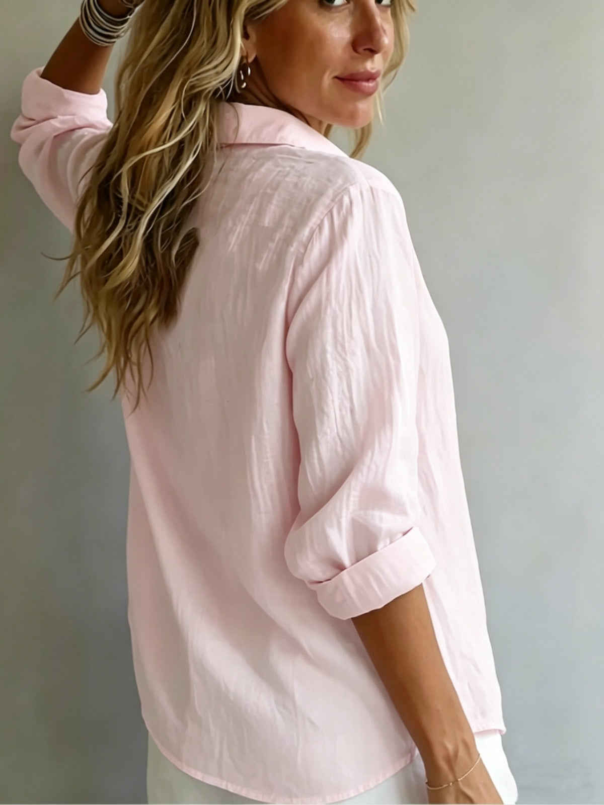 Ladies' Fashionable And Elegant Vacation Shirt, Casual, Versatile, Loose-Fitting Commuter Top, Wilderness Orienteering - Pale Pinkish Gray