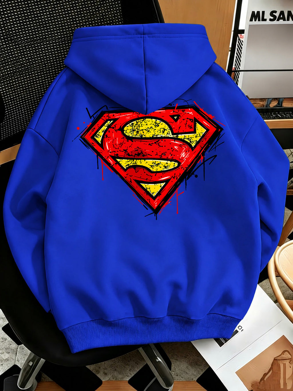Men'S Fashion Sweatshirt, Retro Distressed Cracked Graffiti Superman Logo Print Design, Men'S Trendy Hoodie Loose Fit, Adjustable Drawstring, Fleece-Lined Sweatshirt Comfortable Fall Winter Wear, Outdoor Sports Casual Trendy Clothing - Blue
