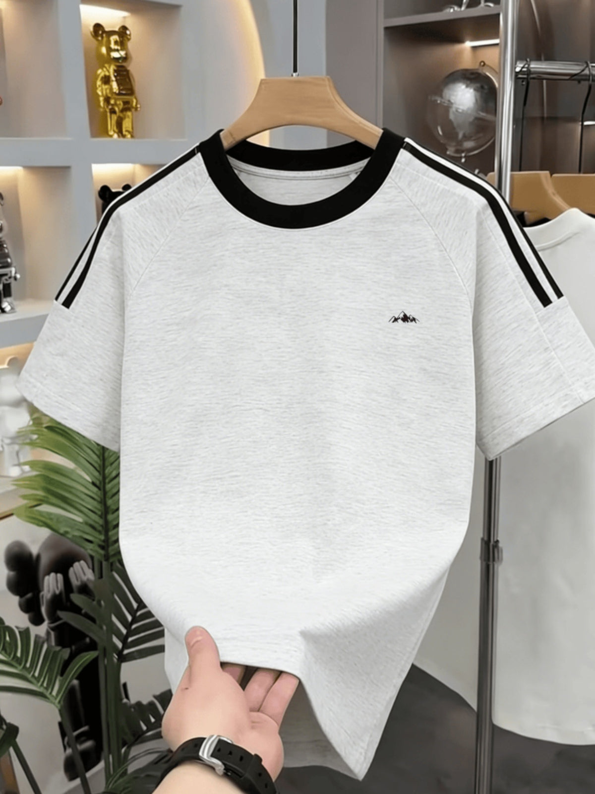 100% Cotton 220g Unisex T-shirt, Classic Fashion Stripe and Color-block Design, Comfortable and Versatile Casual Top for Daily Wear, Couples, and Sports - Grey