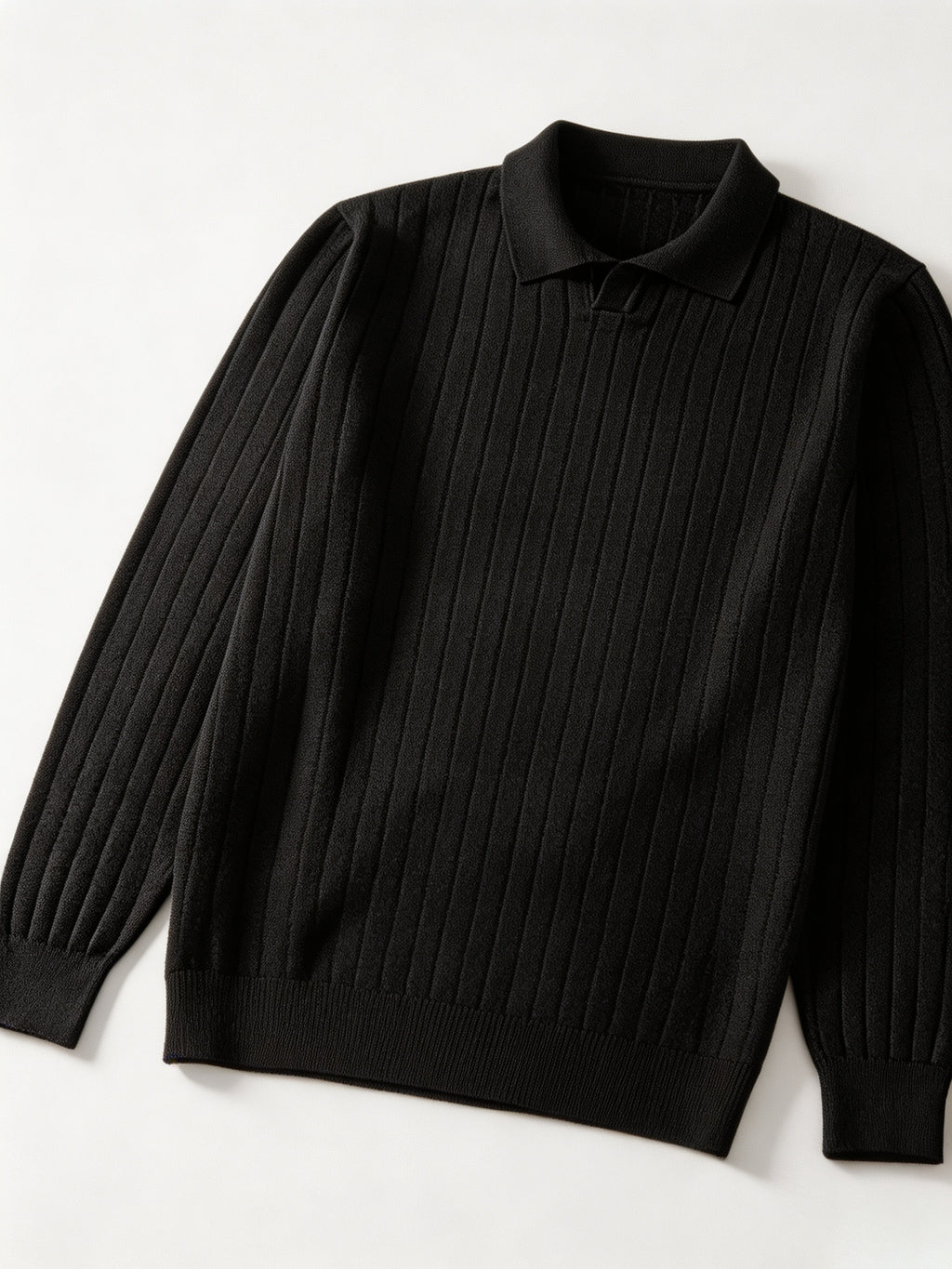 Single-piece Men's Black Heavyweight Knit Polo Sweater with Lapel, Small V-Neck Opening, Vertical Ribbed Texture, Solid Color, Ribbed Cuffs, Simple Business Style, Loose Drop-Shoulder Fit for Autumn/Winter, Suitable for Commuting, Work, and Daily - Black