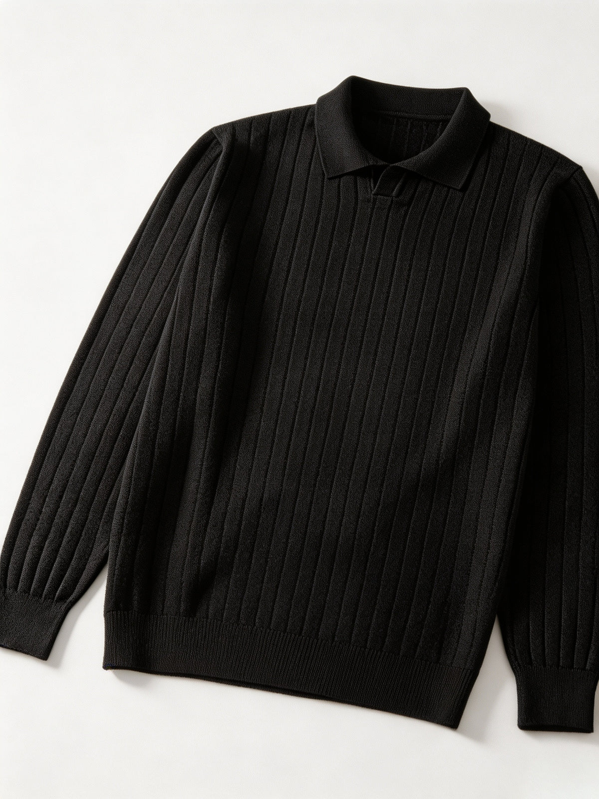 Single-piece Men's Black Heavyweight Knit Polo Sweater with Lapel, Small V-Neck Opening, Vertical Ribbed Texture, Solid Color, Ribbed Cuffs, Simple Business Style, Loose Drop-Shoulder Fit for Autumn/Winter, Suitable for Commuting, Work, and Daily - Black