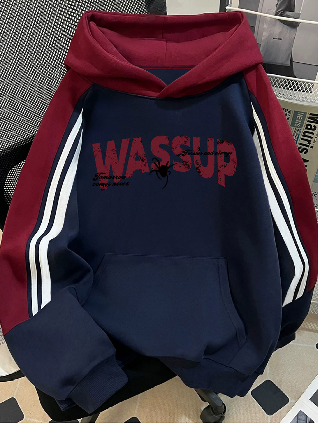 American Street Style Fun Black Spider Web Letter Print Long Sleeve -Lined Women's Hoodie with Contrast Color Design, Casual Loose BF Lazy Style Couple Fashion Sweatshirt - Navy Color