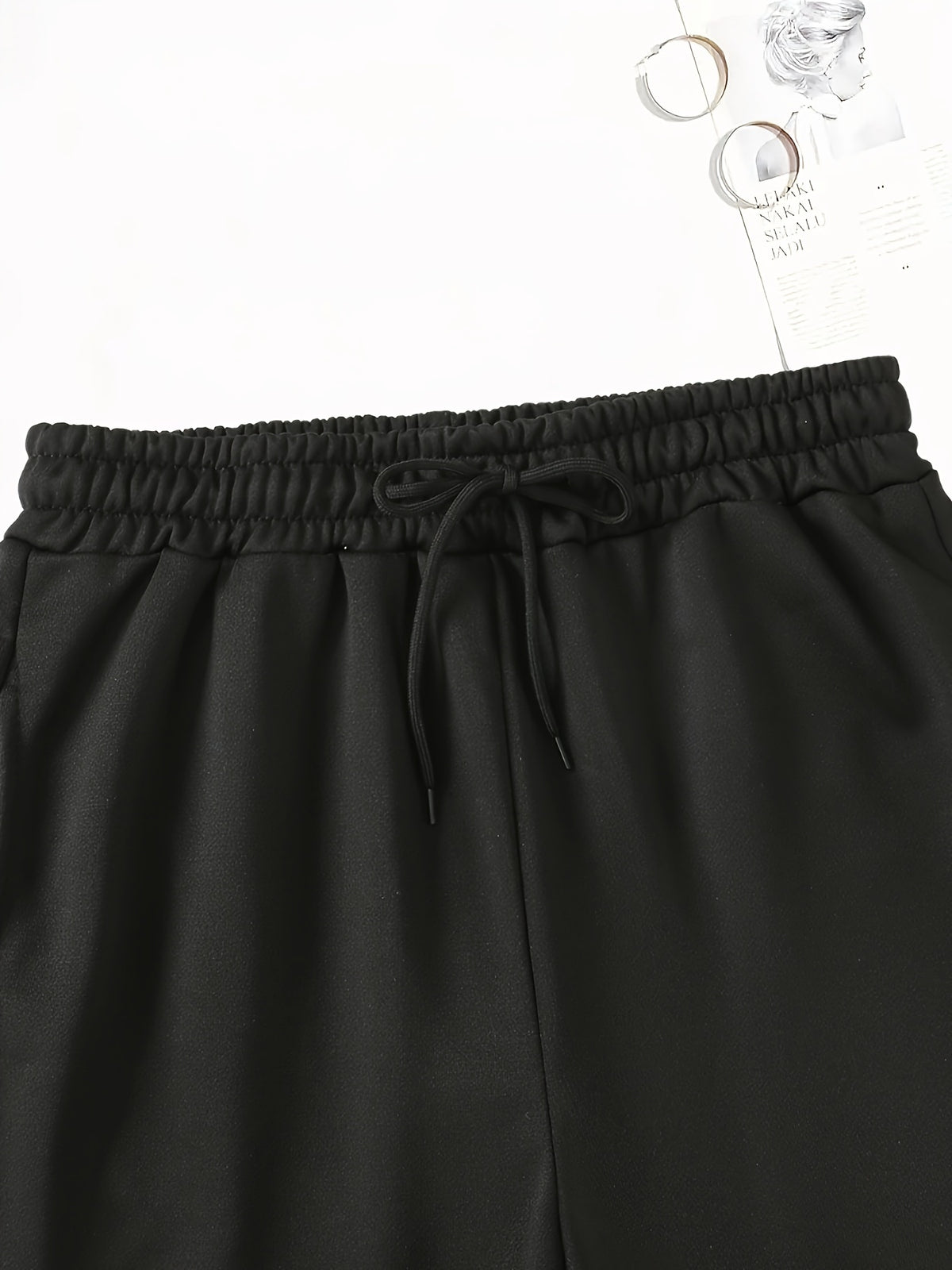 4pcs Women's Elegant Casual Jogger Shorts - Floral Print, Drawstring Loose Fit Summer Vacation Sweatpants, Machine Washable - 4 Pieces Black
