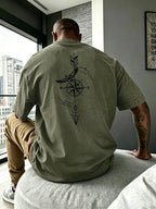 Men'S Heavyweight Short Sleeve Washed Distressed Fashion T-Shirt, Skin-Friendly And Breathable, Vintage Compass Eagle Arrow Geometric Line Print, Western High Street Hip-Hop Street Style, Pure Skin-Friendly Non-Sheer Material - Olive Green
