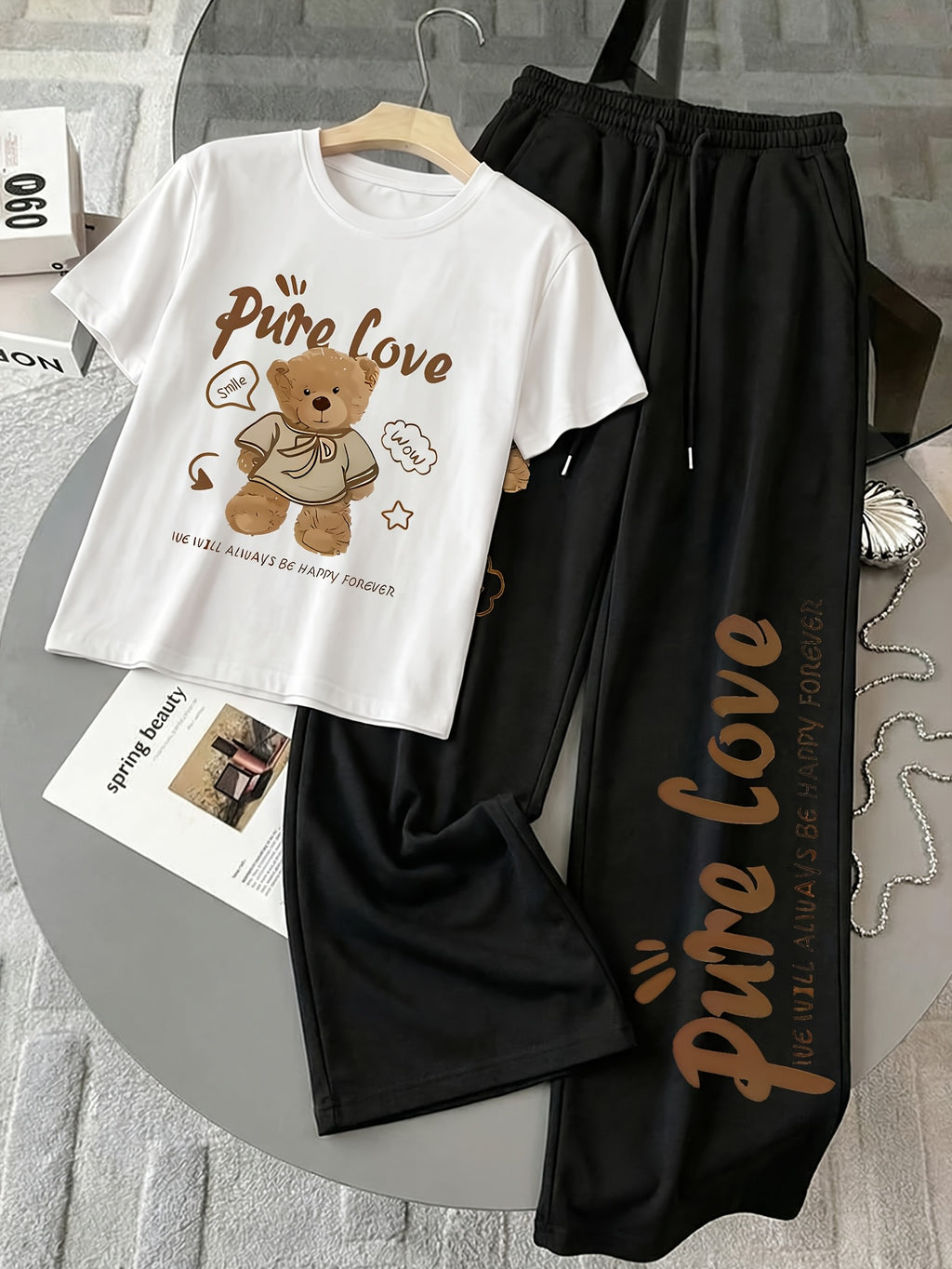Women's 2-Piece Set: Spring/Summer Fun "Brown Bear" Heart and Letter Print Daily Y Casual T-Shirt with Drawstring Loose Straight-Leg Pants. Soft, Comfortable, Niche Hip-Hop Y2K Versatile Streetwear T-Shirt Set, Suitable for Summer Outings - White+black