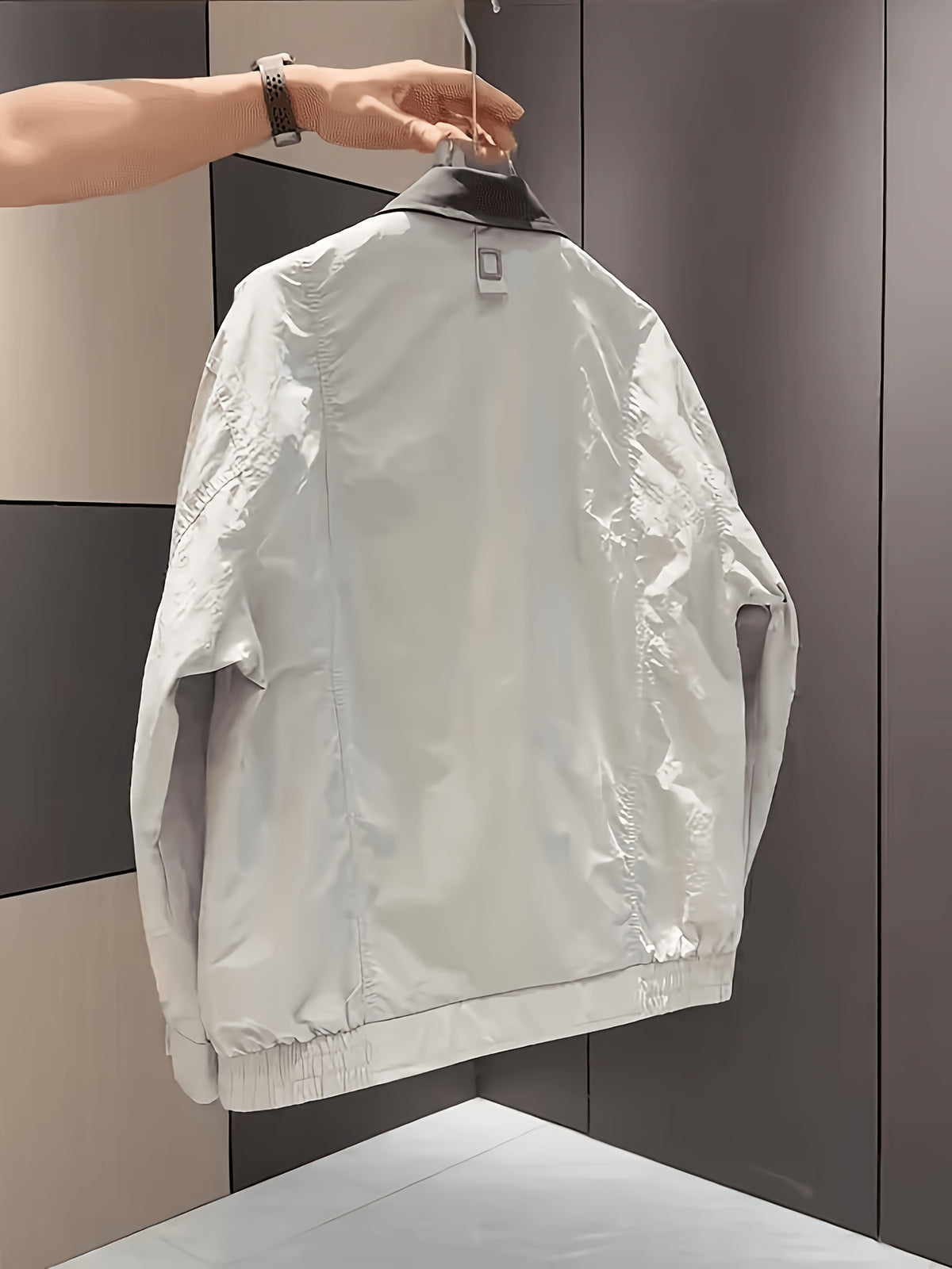 New Spring Arrival: Rugged and Handsome Short Jacket for Men, Casual and Versatile Stand Collar Outerwear - Grey