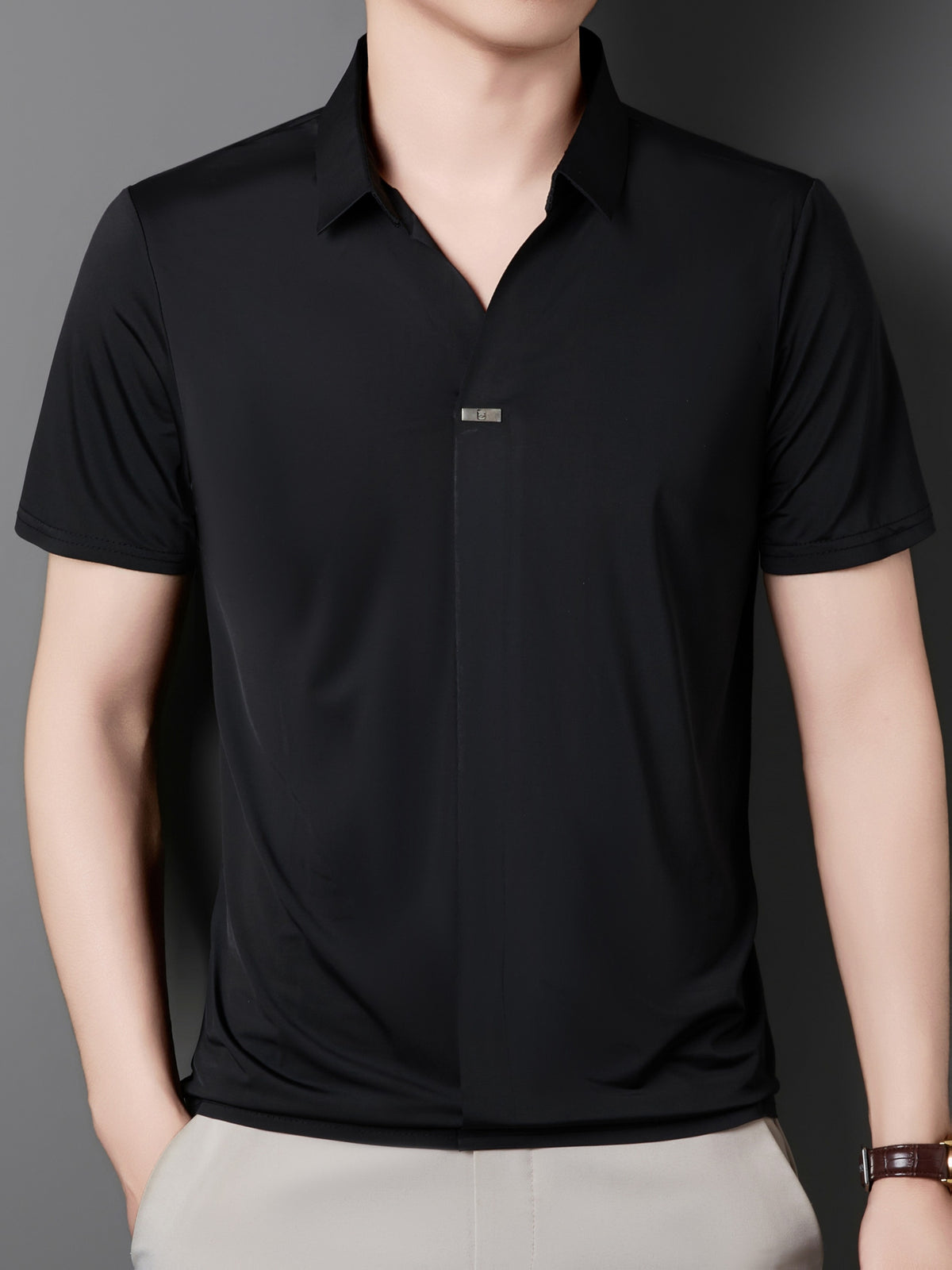 New Men's Seamless Short-Sleeve Shirt, Suitable for Business Casual Wear, Ideal for Both Work and Formal Occasions, Casual and Comfortable Style - Black