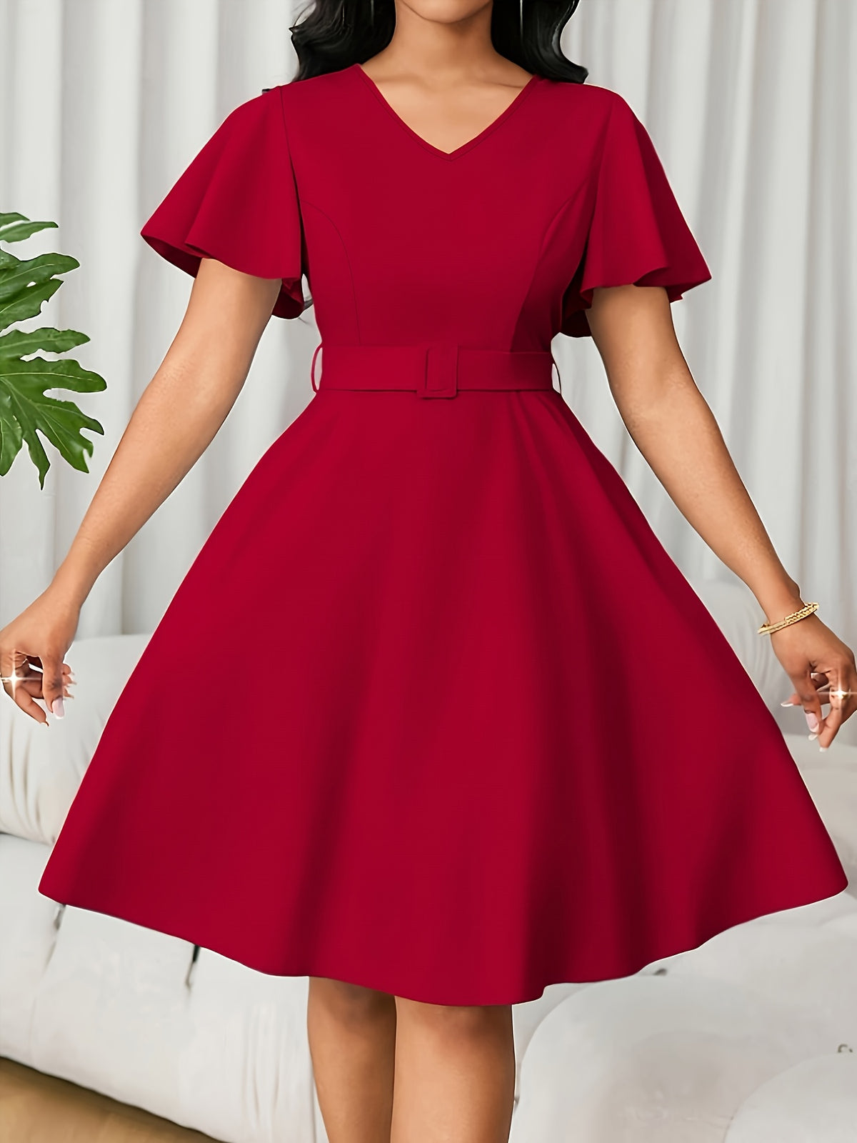 V-neck A-line Skirt, and Figure-hugging, with Ruffled Short Sleeves and a Belt, Mid-length Dress, Elegant and Graceful for Dates, Commuting, and Daily Wear - Red