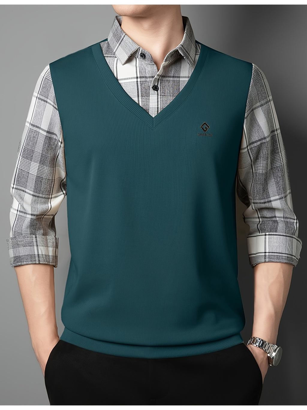 Men's 2-in-1 Look Long Sleeve Golf Polo Shirt, V-Neck Mock Vest Pullover, with Exquisite Logo on the Chest, Gray Plaid Shirt Collar and Cuffs, Breathable and Comfortable Polyester Top, Suitable for Adult Men's Weekend Gatherings, Outdoor Walks - Dark Green