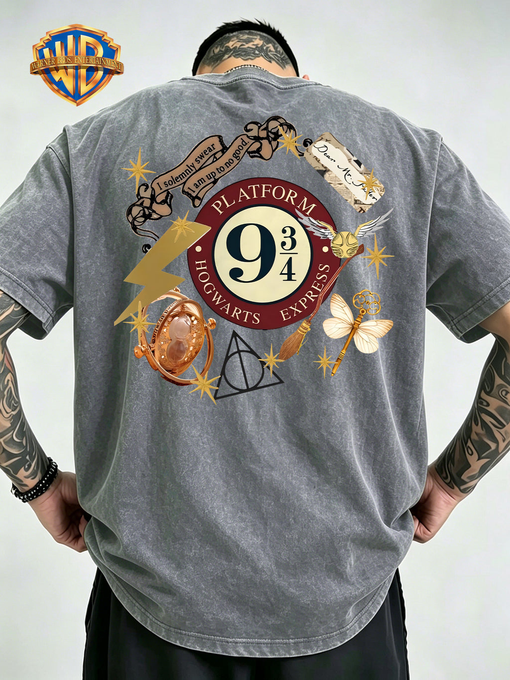 Warner Bros Official Vintage Magic Props Collection Print Washed Distressed T-Shirt, Men's 100% Pure Fabric, Casual and Comfortable Style, Loose Fit Breathable Short Sleeve Men's Casual Top, Distressed Washed Loose Fit - Grey
