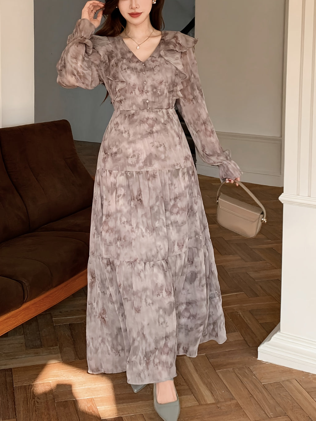 Forest Style Gentle Gray-Purple Ombre Ruffled Long Sleeve V-Neck Bridesmaid Dress, Women'S Layered Full Skirt Long Dress, Suitable for Afternoon Tea, Weekend Outings, Outdoor Picnics - Rose Brown
