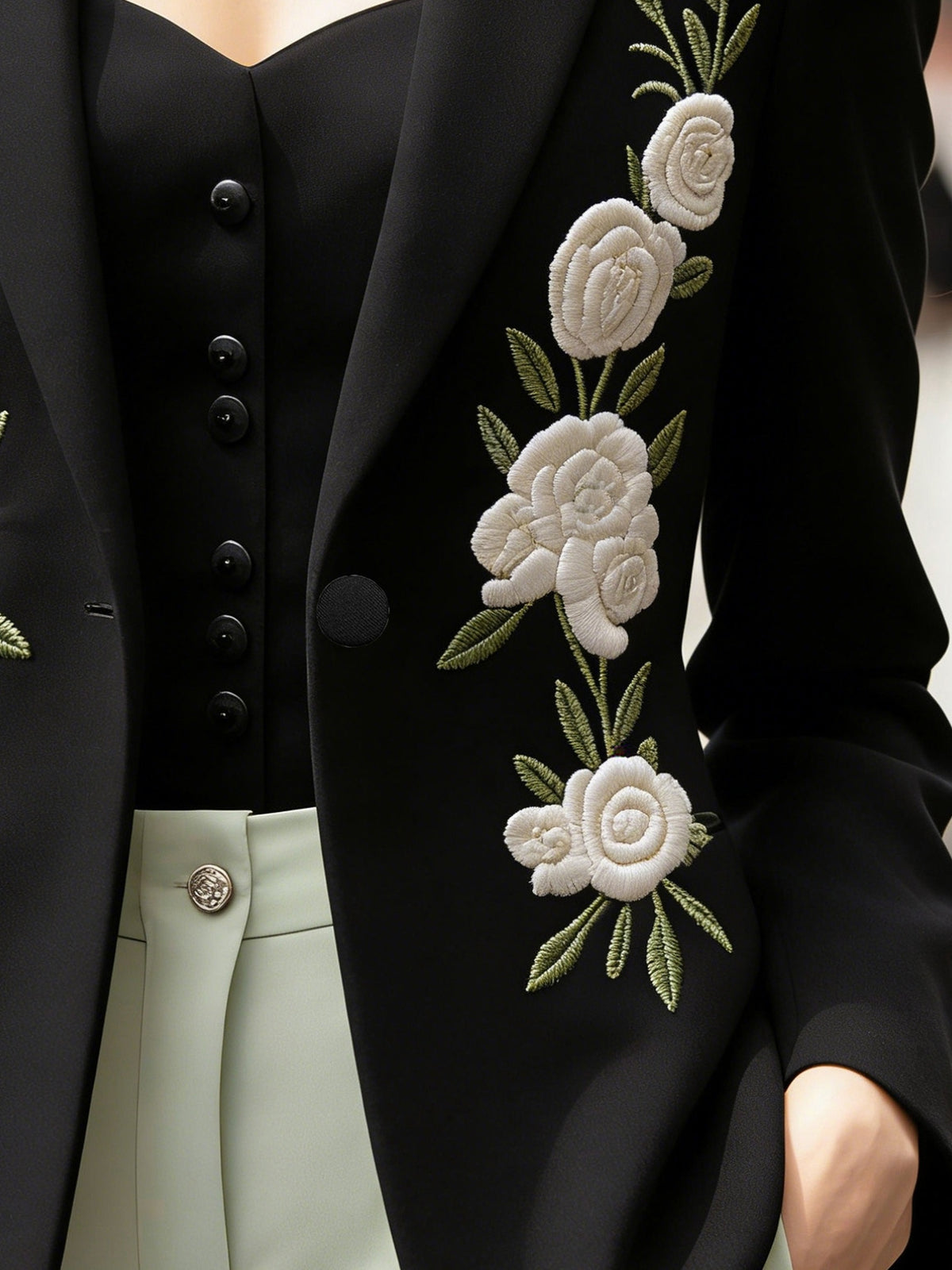 Women White Notched Lapel Blazer Elegant Floral Embroidery Slim Suit Jacket Elegant White Tailored Blazer Green Leaf Butterfly Embroidery Single Button Outerwear Vintage Floral Butterfly Embroidery White Blazer Ladies Formal Office Suit Jacket - Black