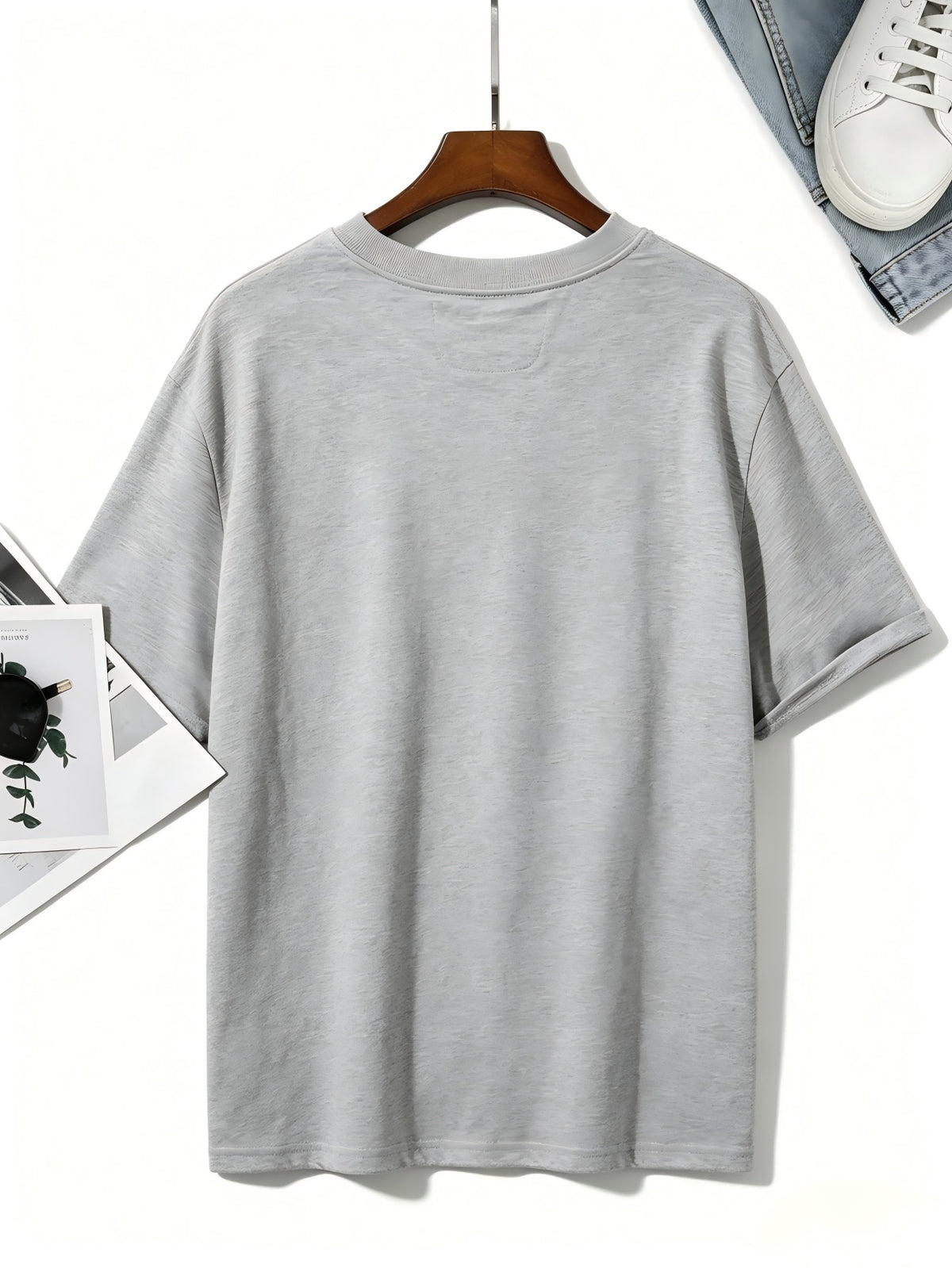 NO LIMITS Personalized Letter Print Unisex Short Sleeve, Made of 210G High-Quality Pure Fabric, Soft And Skin-Friendly Breathable, Dyes Keep Colors Fresh for a Long Time. Classic Trendy Brand Style Design Combined with Distressed Worn-Out Print - Light Grey
