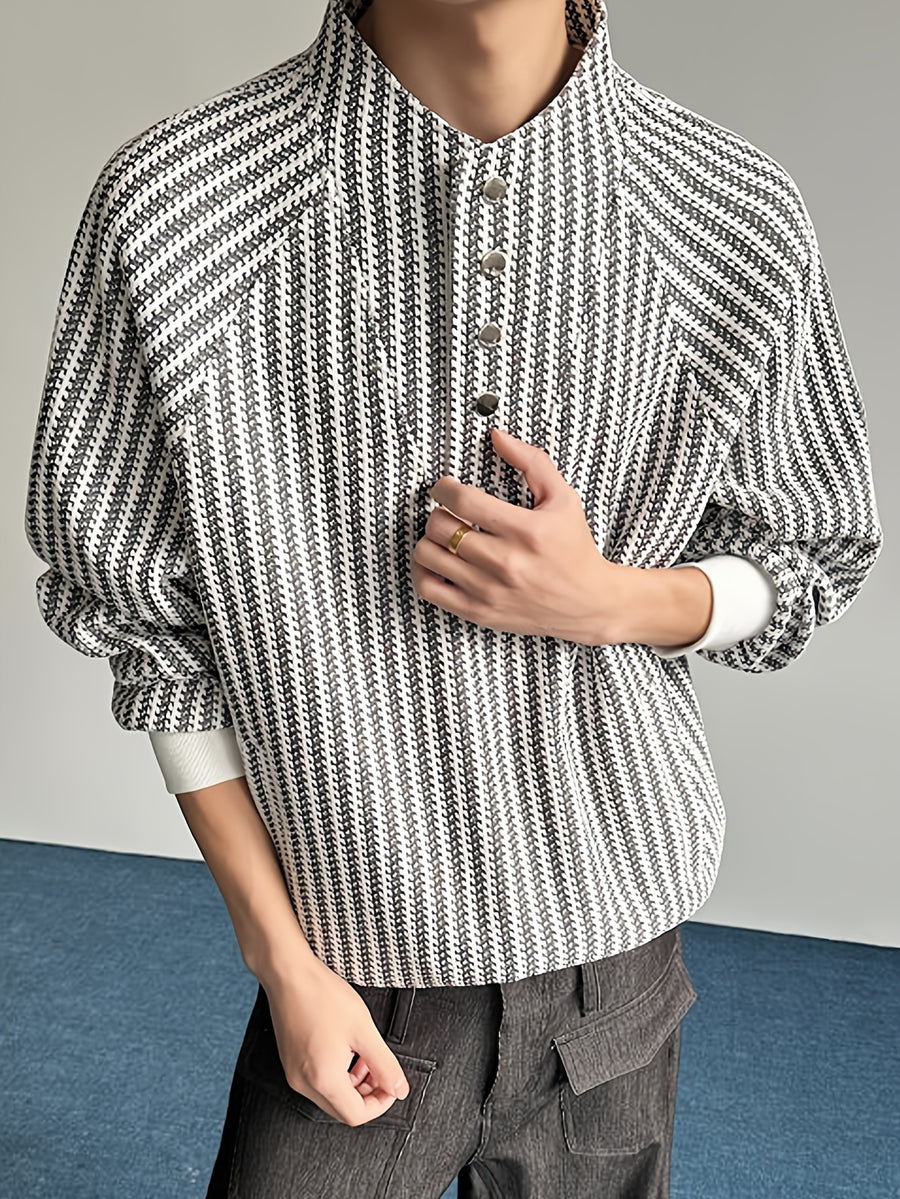 Men's Sweatshirt, a Fashionable and Versatile Casual Men's Sweatshirt with a Trendy Design Featuring a Patchwork Placket, Stand-up Collar, and Pockets. It Features a Raglan Sleeve Design and a Loose Fit, Suitable for Daily Casual Wear - White