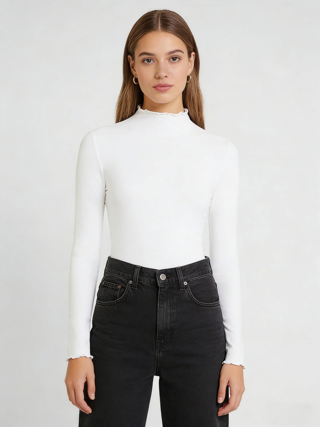 Solid-color Women's Long-sleeved T-shirt with a High Collar - White